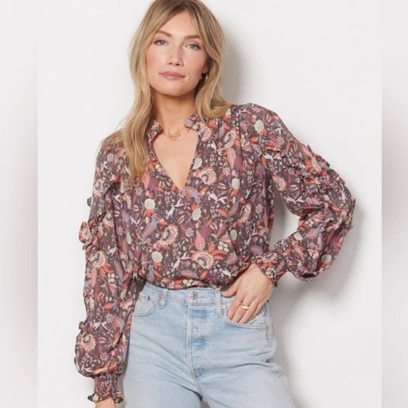 Evereve Tops - Evereve Clara Ruffle Trim Blouse